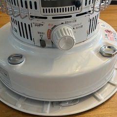 灯油ストーブ　トヨトミ　24畳　暖房の画像