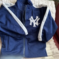 ニューヨークヤンキース　　　　ジャージ上　　100センチの画像