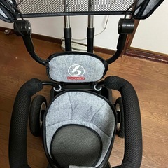 グレー 三輪車 日よけ付きの画像