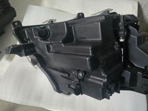 Toyota　ルーミー/M900A純正 後期 右左セットヘッドライト