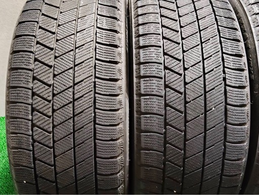 早いもの勝ち 問い合わせ増えてます。エクシーダー 18インチ 7.5J ＋48 ブリザック VRX3 215/45R18