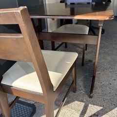 ダイニングテーブルセットの画像