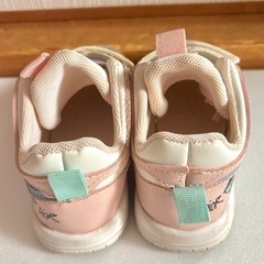 キッズ スニーカー 靴 ホワイト ピンク 15.5センチの画像