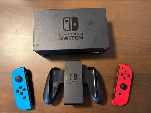 Nintendo Switch (箱付き、フルセット)