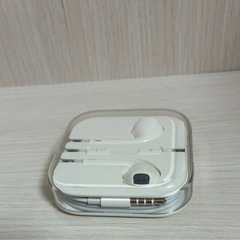 未開封　未使用　★ Apple アップル　純正　イヤホン　【発寒南/豊平区引渡可】　札幌市　西区の画像