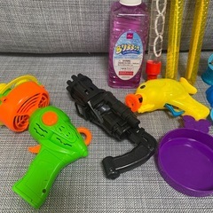 シャボン玉　砂場　水遊びの画像