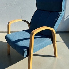 木製肘付き高脚座椅子 6段階リクライニングチェア 背もたれ折りたたみ可 北欧風 幅60cm 奥行き63cm 高さ99cm 中古品販売 1Cの画像