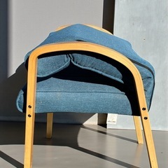 木製肘付き高脚座椅子 6段階リクライニングチェア 背もたれ折りたたみ可 北欧風 幅60cm 奥行き63cm 高さ99cm 中古品販売 1Cの画像