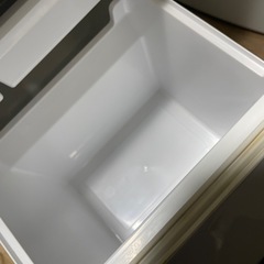 アクア　ノンフロン冷凍冷蔵庫　126L シルバーの画像