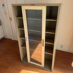 【値下げ可、27日まで引取り限定】スチールキャビネットの画像