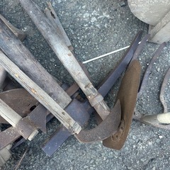 古い農具　ジャンクガーデンにの画像