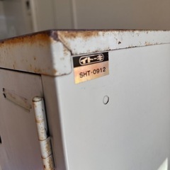 【最終価格、27日までの引取り限定】ITOKI イトーキ スチール製シューズボックスの画像