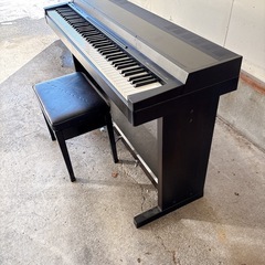 YAMAHA クラビノーバ CLP-300 椅子の画像