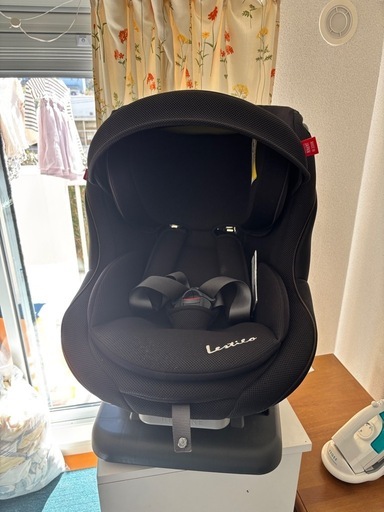 LEAMAN（リーマン）チャイルドシート ベルト固定式 LYJ-211 日本製