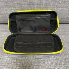 Switch ケースの画像