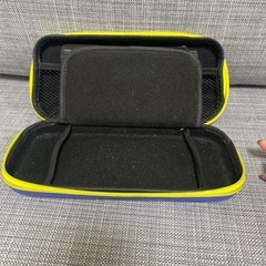 Switch ケースの画像