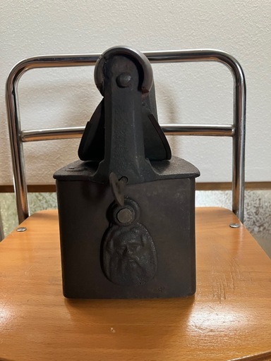 古道具】レトロな炭火アイロン (たかもり) 犬山のその他の中古あげます