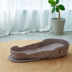 ベビー用品まとめ売り（カトージ ベビーベッド／リッチェル バウンサー／LASIEM ベッドインベッド） の画像