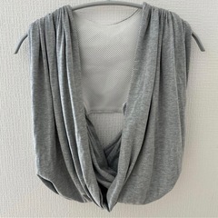 konny 抱っこひも Sサイズ グレー巾着袋付きの画像