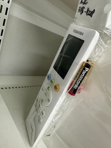 【ジャングルジャングル滋賀草津店】ジモティ来店特価!!　エアコン　東芝　RAS-H221P　2021　J-2601185