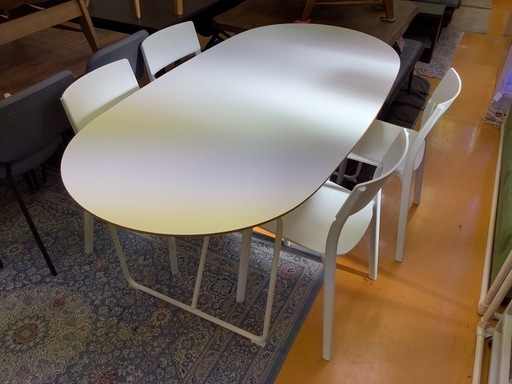 【リサイクルサービス八光】幅74㎝　(定価3万→1.8万) IKEA 4人掛けダイニングセット SLAHULT / BACKARYD 楕円形 おしゃれ 白