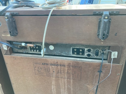 サンスイ昔のステレオレコードプレーヤー