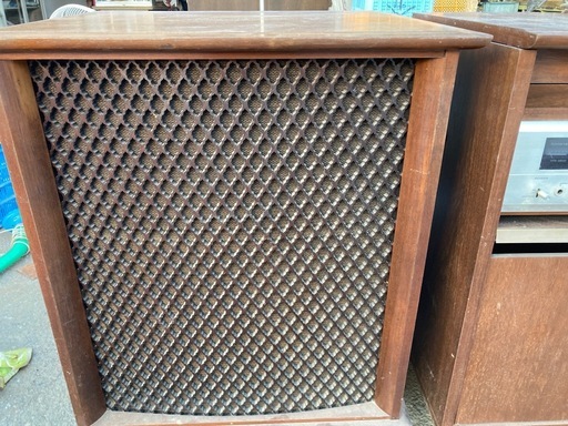サンスイ昔のステレオレコードプレーヤー