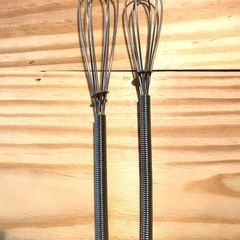 【極美品】超便利！おすすめ ミニ泡立て器3本セット ステンレス製 小型 小回り抜群！ドレッシングに の画像