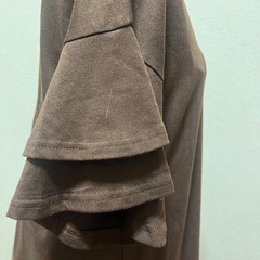 【SHEIN】フリルカットソーの画像