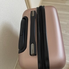キャリーケースの画像