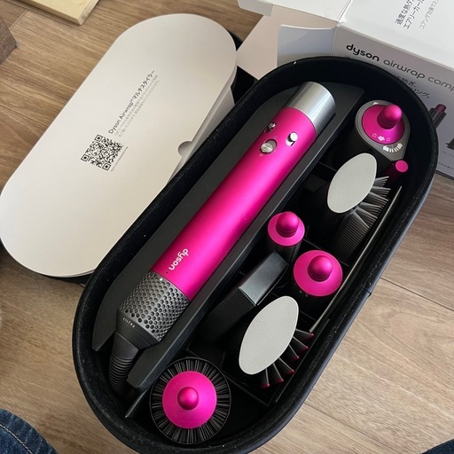 ダイソンエアラップドライヤー　Dyson airwrap dryer