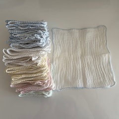 ガーゼタオルセット 40枚弱の画像