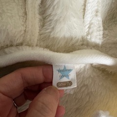 【ほぼ新品】厚手　フード付き　クマ　おくるみ ホワイト 50-70cm カバーオール　ドレスタイプの画像