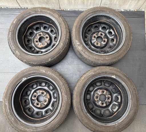 ニッサン黒鉄チン14インチ 5.5J 25年165/55R14４本セット⛰️