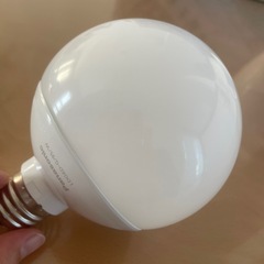 パナソニック　LED電球　昼白色の画像