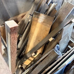 【決定 】
薪などにどうぞの画像