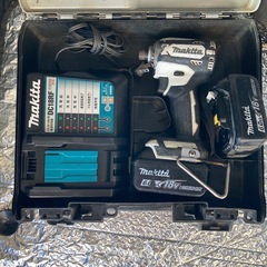 マキタ　インパクト　TD171D フルセットの画像