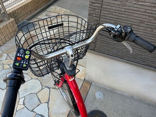 ?現行長生きバッテリー8.7Ah?ヤマハ　パスラフィーニ　8.7Ah　26インチ　 3人乗りモデル！電動自転車　電動アシスト自転車　1