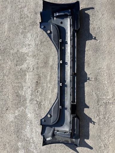 スペーシアカスタム　4ＡＡ-ＭＫ５３Ｓ　リアバンパー