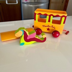 フランス製Moulin Roty 木製汽車と積み木セットの画像