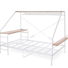 マットレス無料。コンセント・デスク付きベッドフレーム　巣ごもりパイプベッド　デスク・充電ポート付き 　　シングルベッド　 の画像