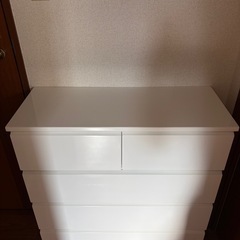 ホワイト　キッズチェストの画像