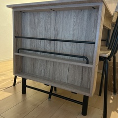 4人掛け　ダイニングテーブルの画像