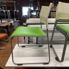 グリーン　4本セット 未使用　スタッキングチェア　アイリスチトセの画像