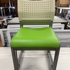 グリーン　4本セット 未使用　スタッキングチェア　アイリスチトセの画像
