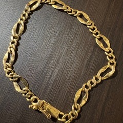 金ブレスレットの画像