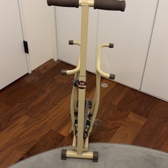 トレーニング機器　の画像