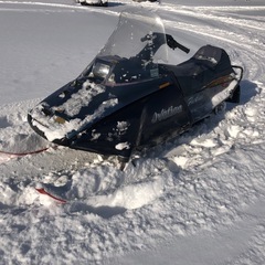 2台　冬のおもちゃ　スノーモービルの画像