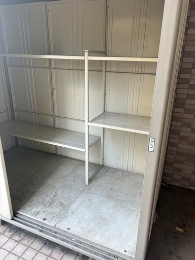 大型倉庫 220x210cm タクボ TYストックハウス物置田窪 スチール物置 鍵無し 解体済み