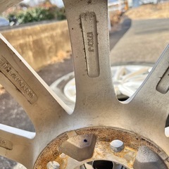１７インチタイヤホイールセットの画像